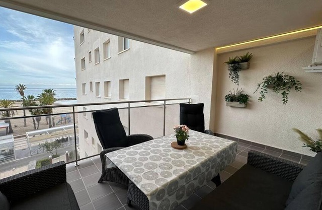 Cunit, front line with sea view