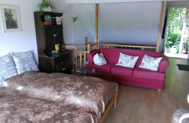 Curr. M.Flair, quiet location, grGarten, fenced.2km, directly to the forest/meadow, gr. Lake