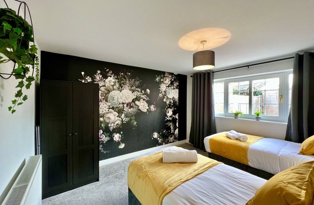Curzon House 2