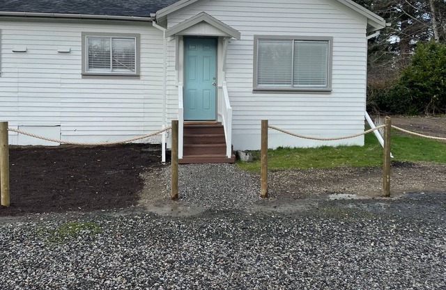 Cute 2 Bedroom, Close to Long Beach and Cape Disappointment, *Off Highway 101*