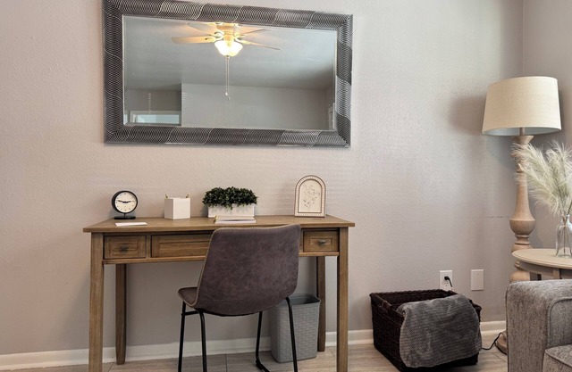 Cute, cozy & close to downtown