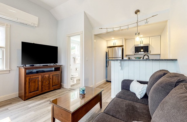 Cute In-Town Cottage 1 Mile from the Beach w/Porch, WiFi & Shared Pool/Hot Tub