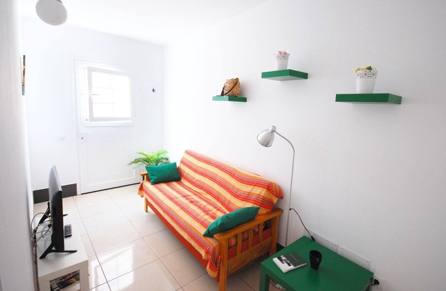 Cute little apartment close to promenade