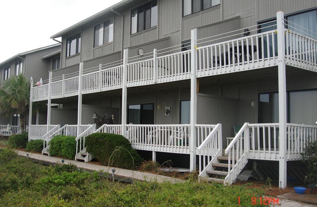 Cute Ocean Front Condo. Brand new deck to enjoy the ocean view.