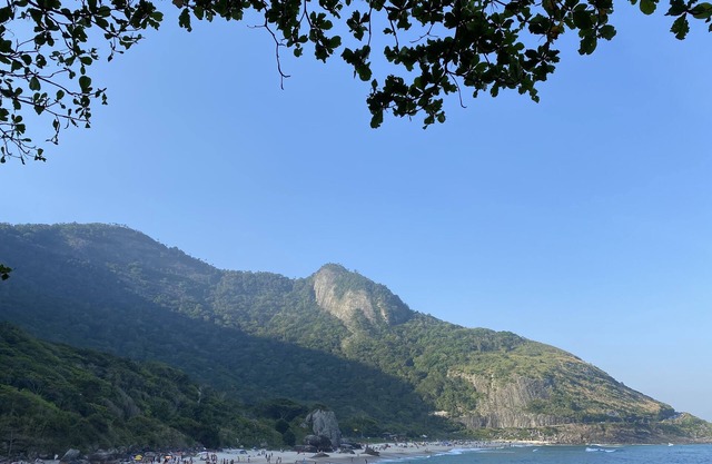 Cute place in quiet area -7 minutes by car to paradisiacal beaches! Pontal Beach