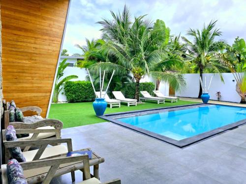 CYAN Jasmine Pool Villa - Fisherman's Village