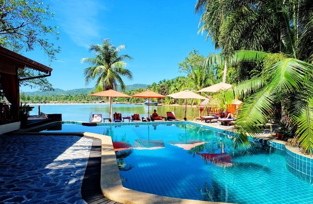 Cyana Resort