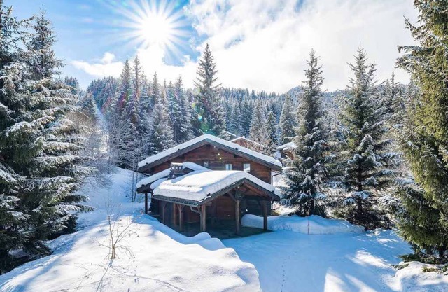 Découvrez Les 3 Vallées | Chalet Privé + Jacuzzi