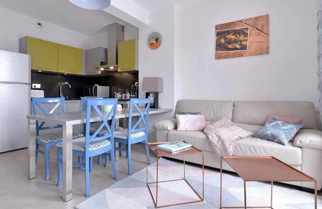 Dévorons, apprécions - Appartement