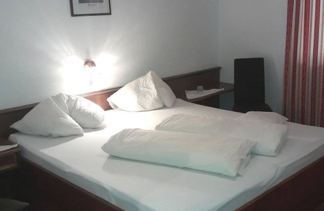 Double room with shower, WC - Gasthof Oberbiberg