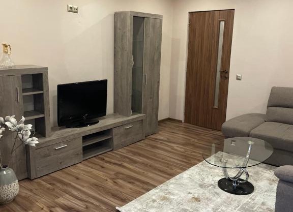 D&C's Apartment