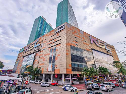 D' Esplanade KSL City by RR JBcity