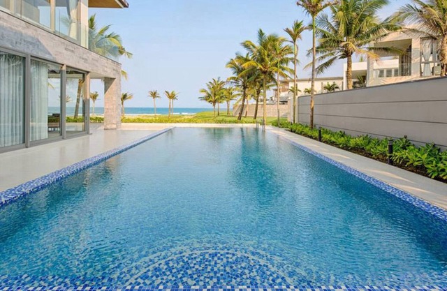 Da Nang Beachfront Luxury Villa for Vacation
