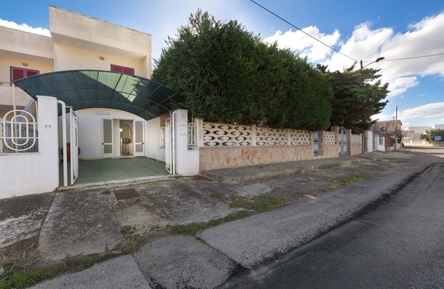 Dalia House by BarbarHouse