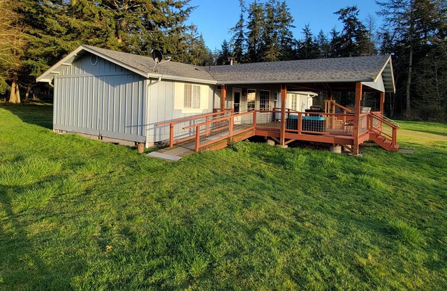 Dancing Deer Farm - Dog Friendly | Hot Tub