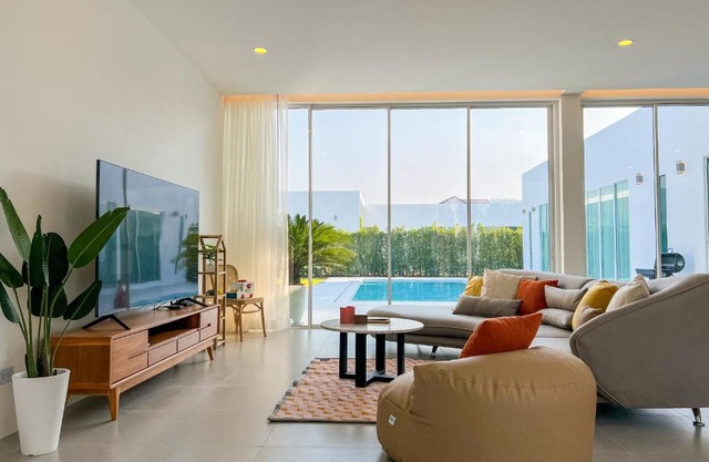 Dani Villa- Spacious Private pool villa 4 Bed 4 bath