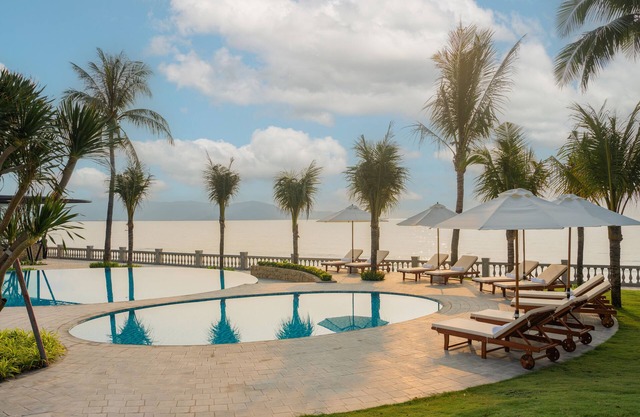 DANKBAAR RESORT