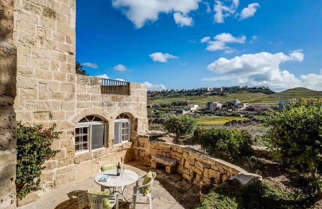 Dar ta' Pippa - 2 bedroom house with valley views