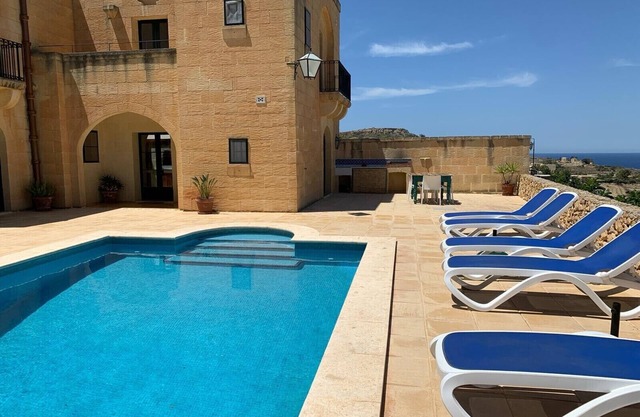 Dar ta' Tonina - 3 bedroom villa with private pool