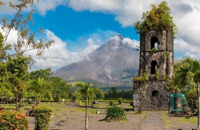 Daraga Tourist Inn
