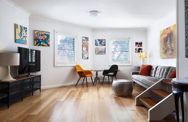 Darlington Hideaway - Convenient location