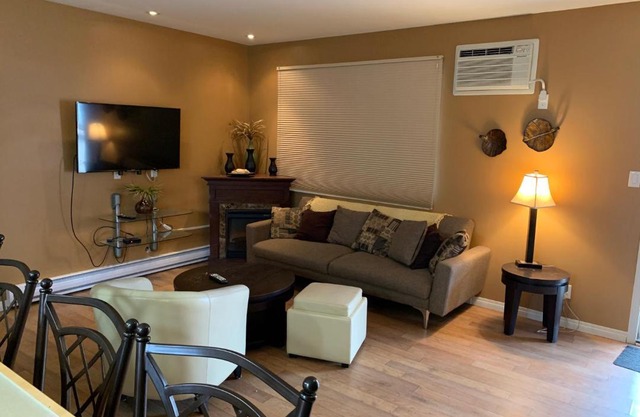 Dauphin Inn Express