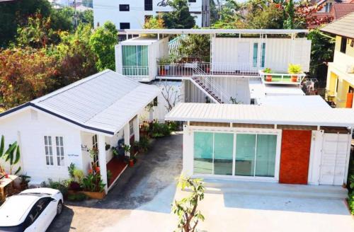 Day Off House Chiang Mai Near Walking Street