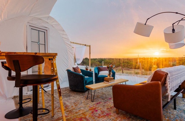 "Daylight" Inflatable Dome with Star/Sunset/Farm Views
