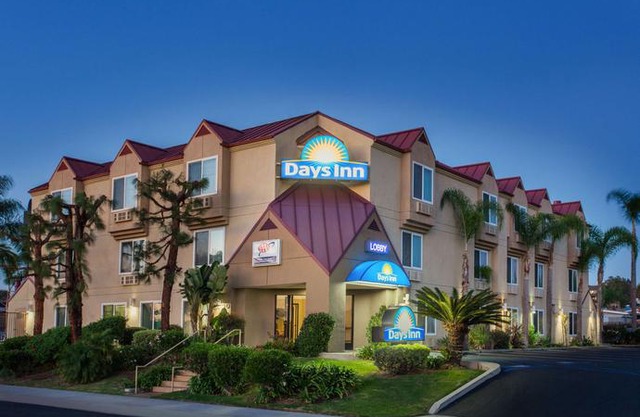 Days Inn by Wyndham Carlsbad