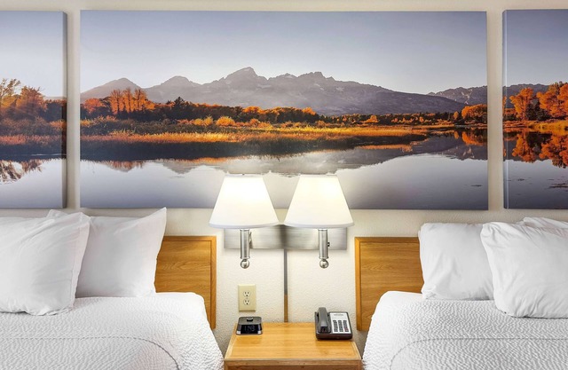 Days Inn by Wyndham Great Falls