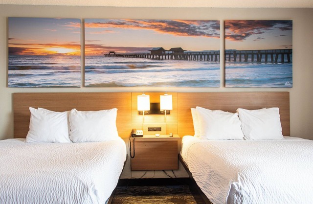 Days Inn by Wyndham Troy
