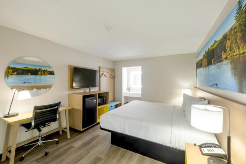 Days Inn & Suites by Wyndham Bossier City - Casino Area