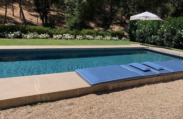 Dazzling Contemporary Retreat On 5 Secluded Acres SPECIAL SUMMER RATES