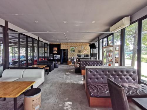 De Coco House