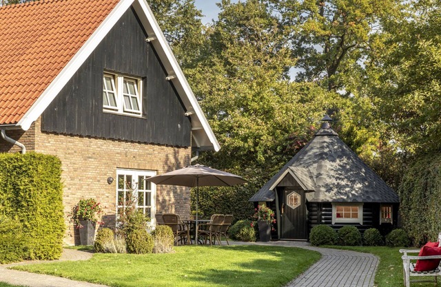 De Regenboog by Interhome