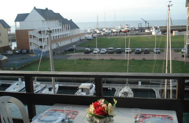 DEAUVILLE SEA VIEW DUPLEX FOR 4/5 PEOPLE WITH WIFI