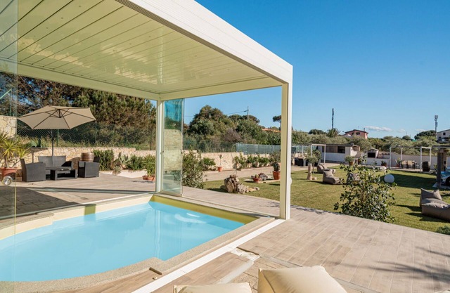 Deborah by Interhome