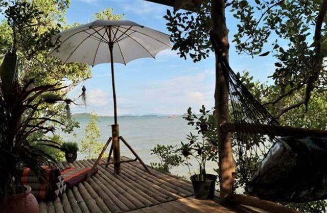 Deep House Seaview
