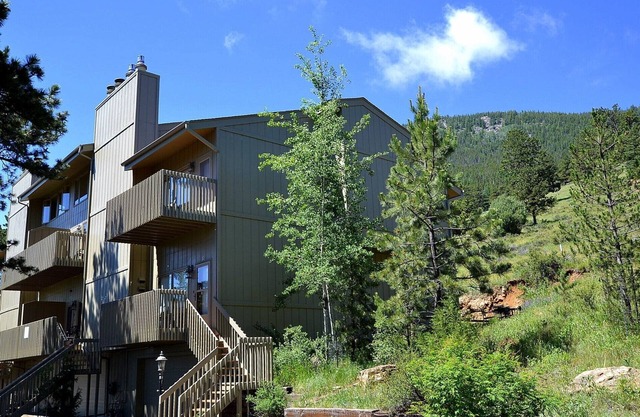 Deer Mountain Retreat near RMNP! #3206
