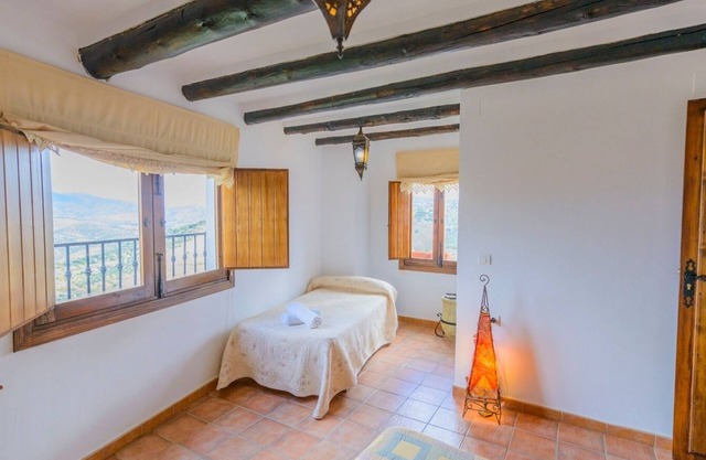 Dehesa de las Casas Algarinejo by Ruralidays