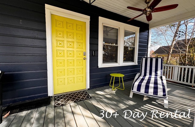 Deja Blue Luxurious Pet Friendly 30+ day Rental in Asheville | Two Fenced In Yards!