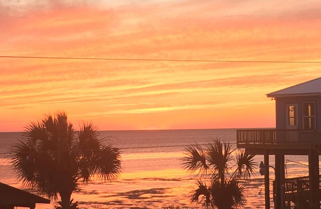 Dekle Beach Darling - Beautiful Sunsets and Great Fishing