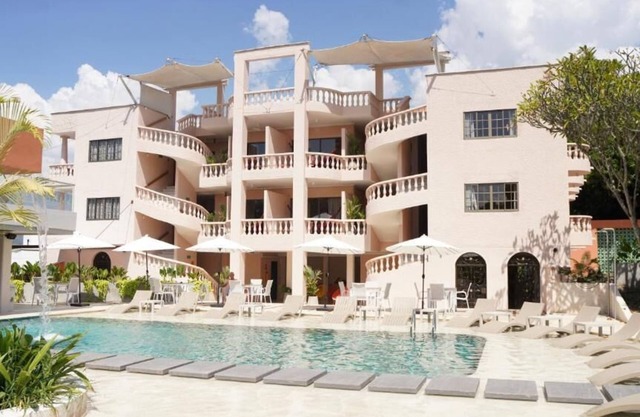 Del Tropico Hotel