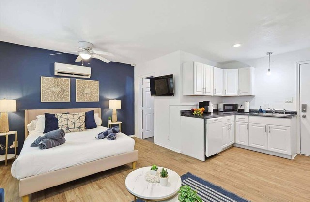 Delightful 1BR 1BA Cozy Flat