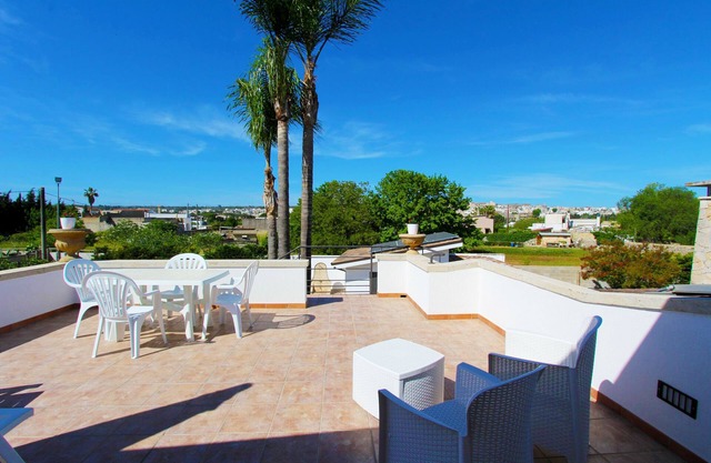 Delightful apartment with large terrace