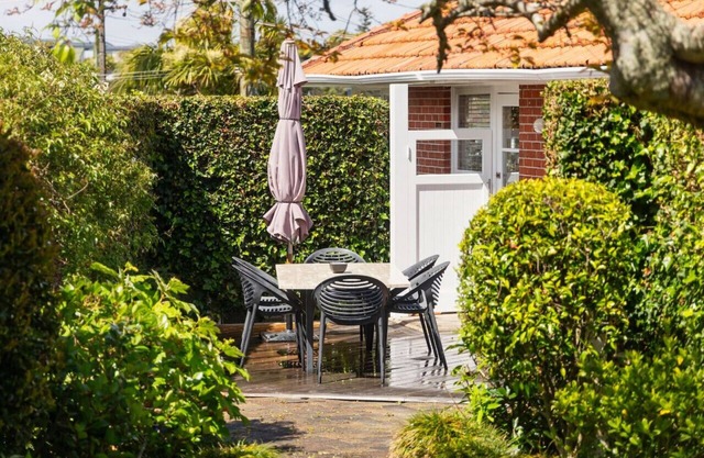 Delightful Home with Garden