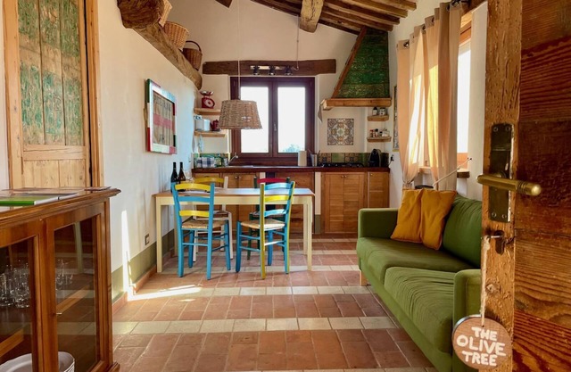 Deluxe Apartment The Olive Tree Apartment
