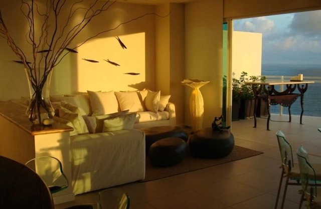 Deluxe Beachfront Penthouse - Marina Bay View Grand - 2 BR/3 Bathrooms A