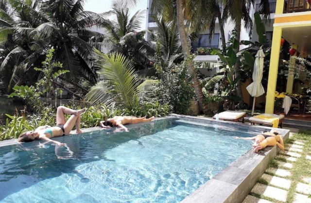 Deluxe Double Room with Balcony, Lake, Pool view