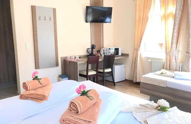 Deluxe Dreibettzimmer mit Eigenem Bad